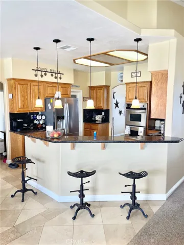 13025 Whitehaven Street, Oak Hills, California 92344