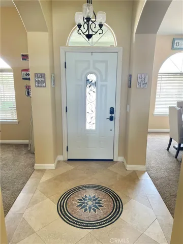 13025 Whitehaven Street, Oak Hills, California 92344