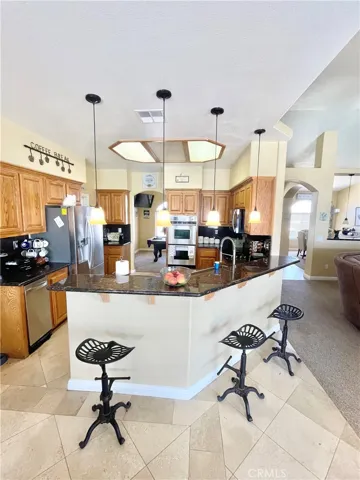 13025 Whitehaven Street, Oak Hills, California 92344