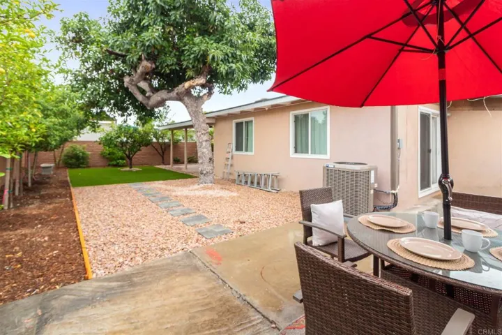 2626 S Shelton Street S, Santa Ana, California 92707
