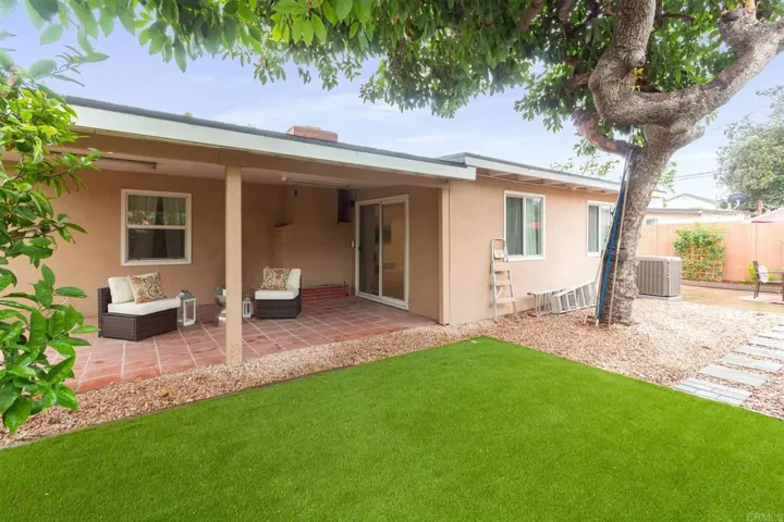 2626 S Shelton Street S, Santa Ana, California 92707