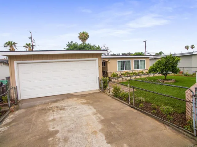 2626 S Shelton Street S, Santa Ana, California 92707
