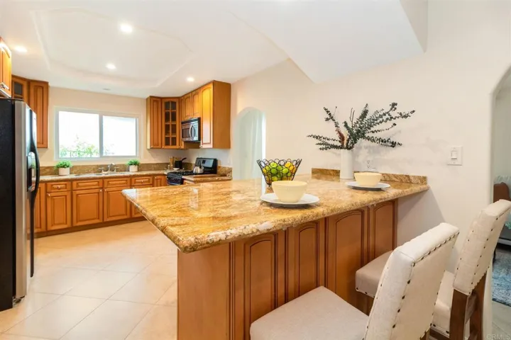 2626 S Shelton Street S, Santa Ana, California 92707