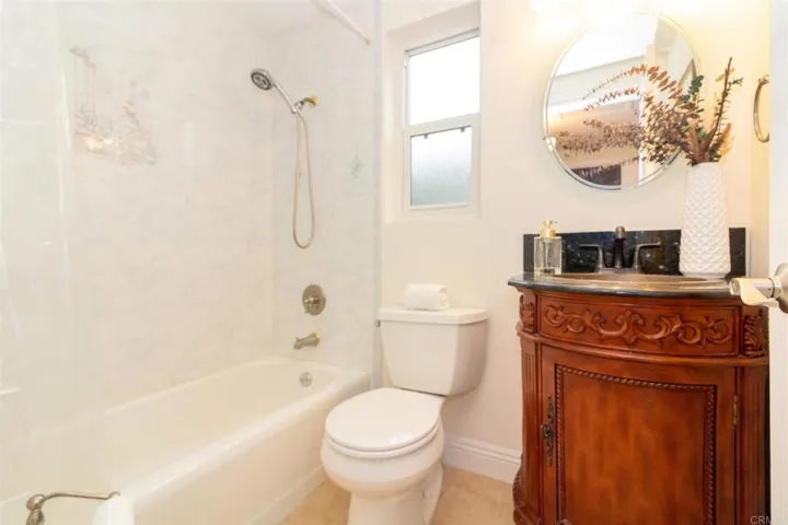 2626 S Shelton Street S, Santa Ana, California 92707