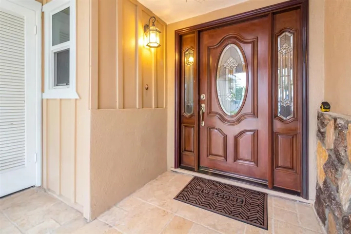 2626 S Shelton Street S, Santa Ana, California 92707
