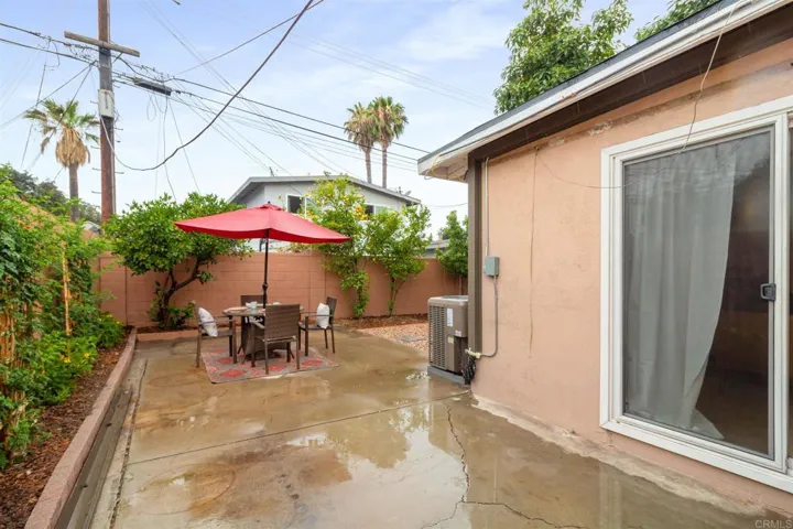 2626 S Shelton Street S, Santa Ana, California 92707