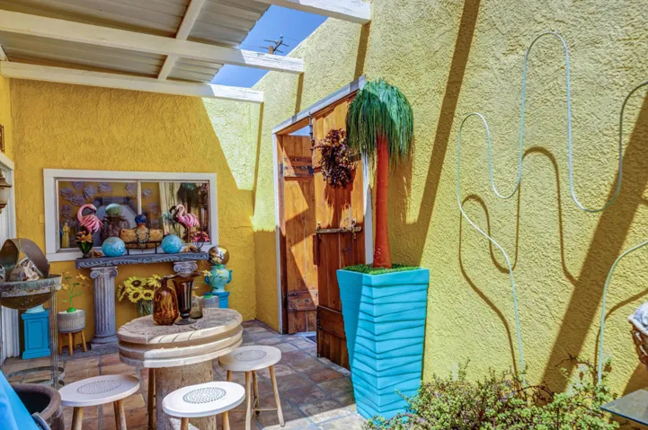 Courtyard Entry