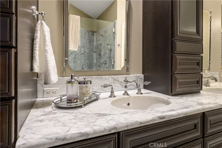 12431 Foster Road, Rossmoor, California 90720
