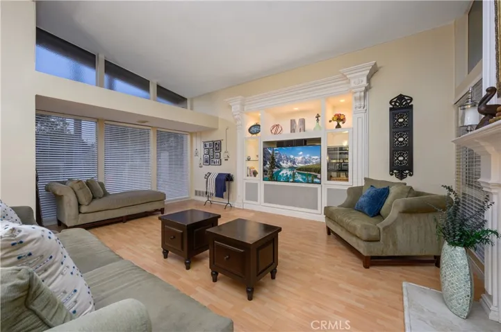 12431 Foster Road, Rossmoor, California 90720