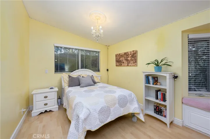 12431 Foster Road, Rossmoor, California 90720