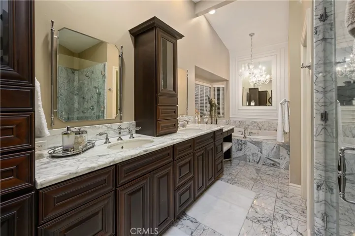12431 Foster Road, Rossmoor, California 90720