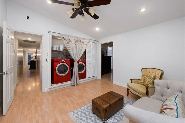 12431 Foster Road, Rossmoor, California 90720