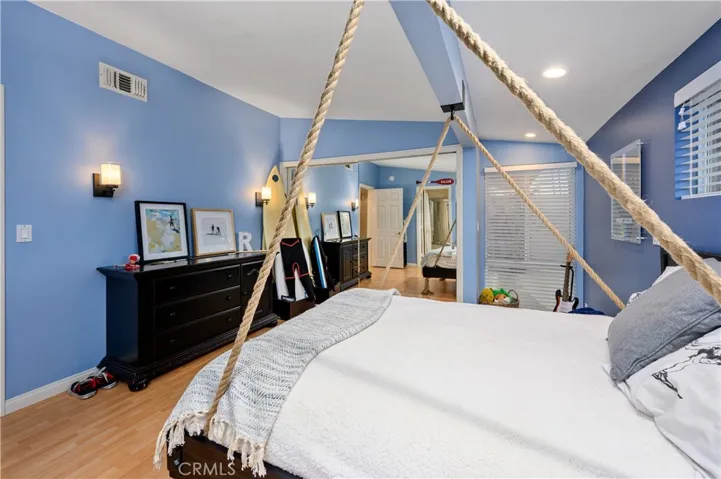 12431 Foster Road, Rossmoor, California 90720
