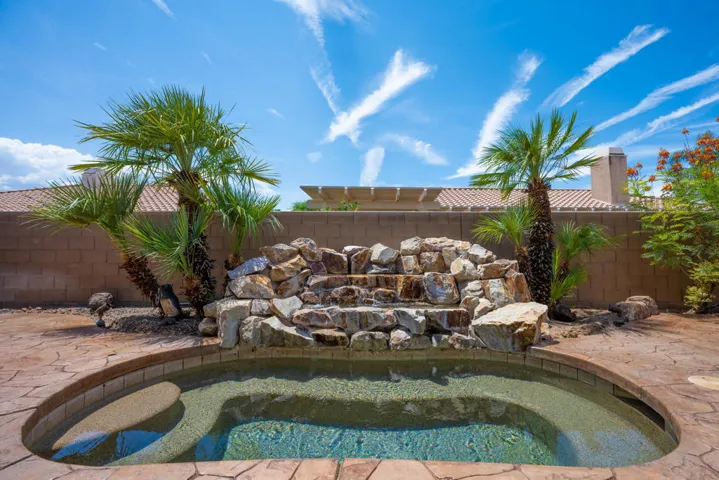 45149 Eagle Crest
