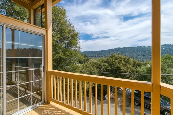 269 Delle Drive, Crestline, California 92325