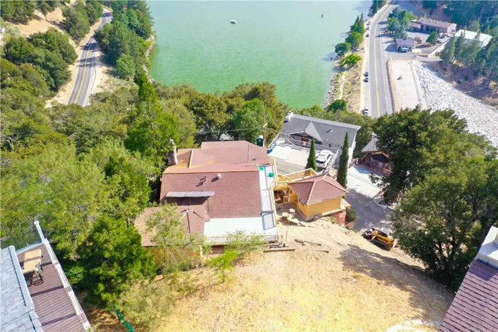 269 Delle Drive, Crestline, California 92325