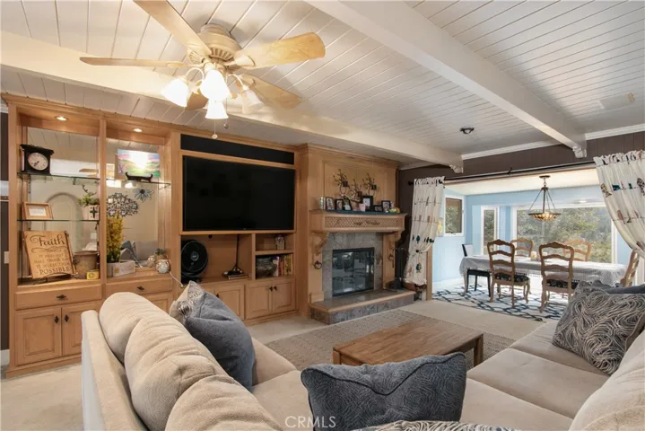 269 Delle Drive, Crestline, California 92325