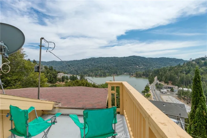 269 Delle Drive, Crestline, California 92325