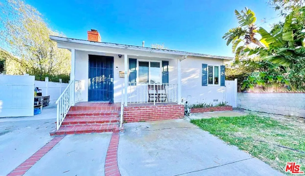 12844 Greene Avenue, Los Angeles, California 90066 home-pic-1