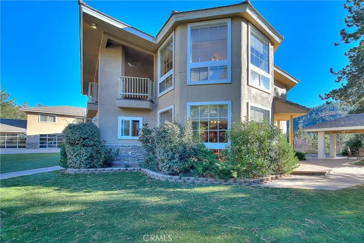 668 State Hwy 2, Wrightwood, California 92397