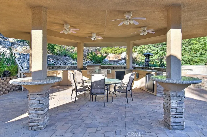 668 State Hwy 2, Wrightwood, California 92397