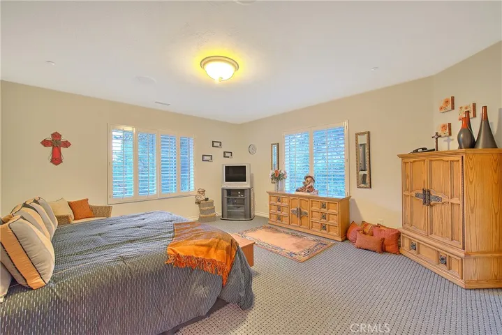 668 State Hwy 2, Wrightwood, California 92397