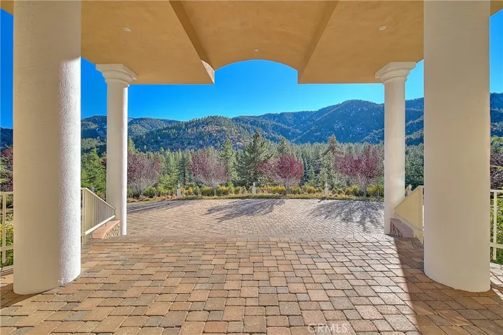 668 State Hwy 2, Wrightwood, California 92397