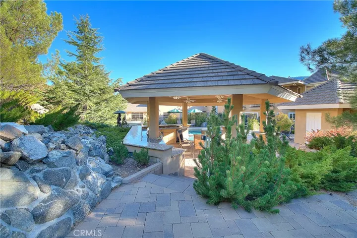 668 State Hwy 2, Wrightwood, California 92397