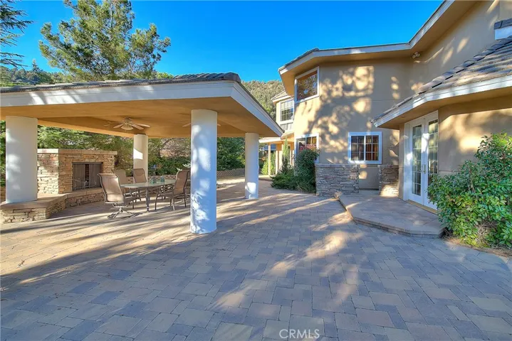 668 State Hwy 2, Wrightwood, California 92397