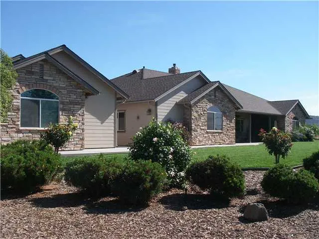 706 Steffy Road, Ramona, California 92065
