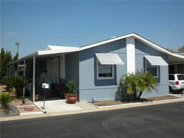 2280 E Valley Parkway E 94, Escondido, California 92027