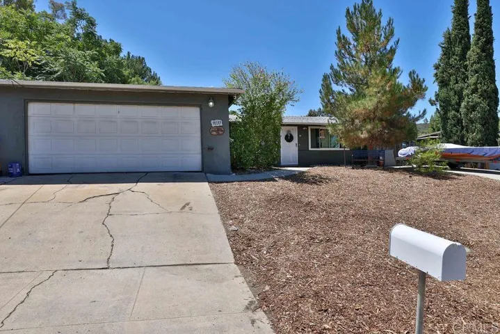 9131 Todos Santos Drive, Santee, California 92071