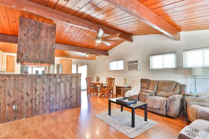 9131 Todos Santos Drive, Santee, California 92071