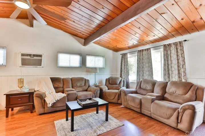 9131 Todos Santos Drive, Santee, California 92071
