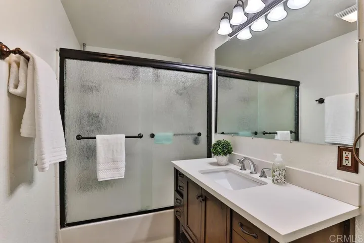 9131 Todos Santos Drive, Santee, California 92071