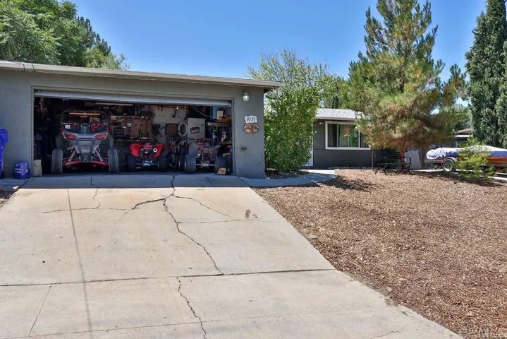 9131 Todos Santos Drive, Santee, California 92071