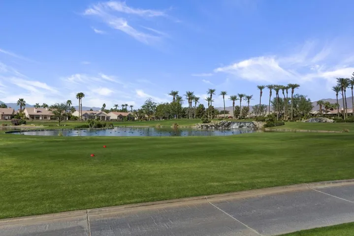 035_Golf Course