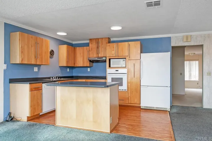 10311 Madrid Wy, Spring Valley, California 91977