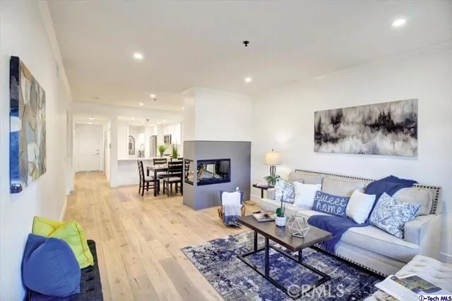 202 S Holliston Avenue 103, Pasadena, California 91106