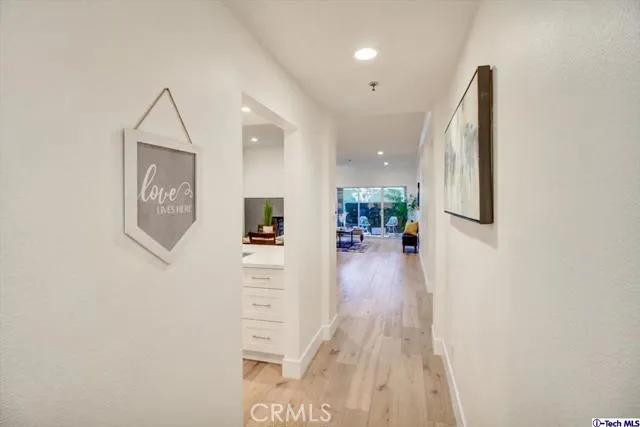 202 S Holliston Avenue 103, Pasadena, California 91106