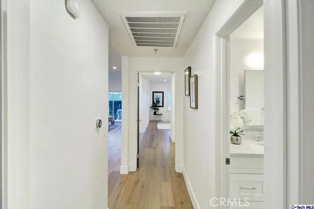202 S Holliston Avenue 103, Pasadena, California 91106