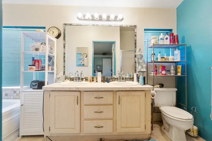 201 W Collins Avenue Unit 134, Orange, California 92867