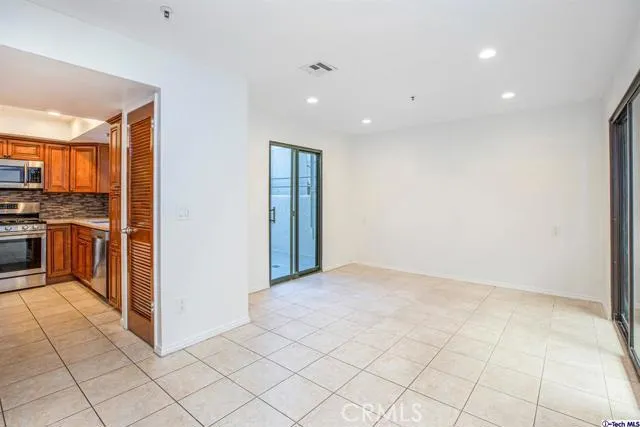301 W Loraine Street 3, Glendale, California 91202