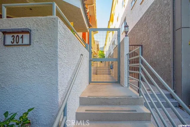301 W Loraine Street 3, Glendale, California 91202