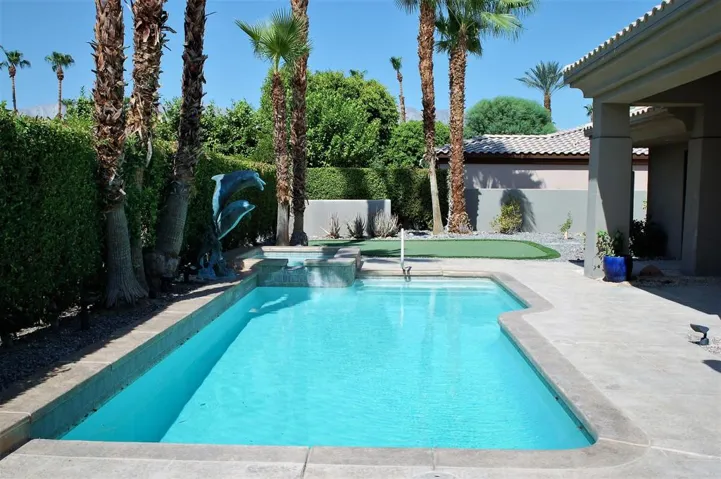 DSC_0040 Pool