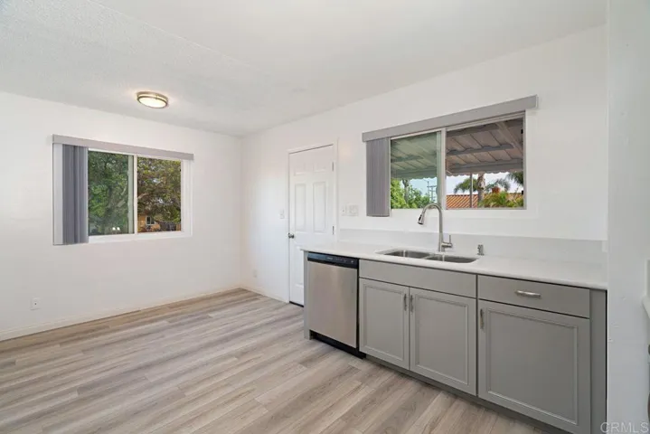 716 Grapevine Road, Vista, California 92083