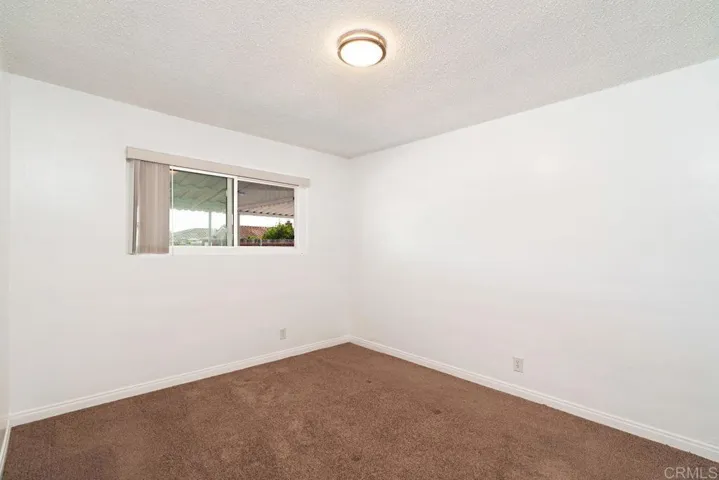 716 Grapevine Road, Vista, California 92083