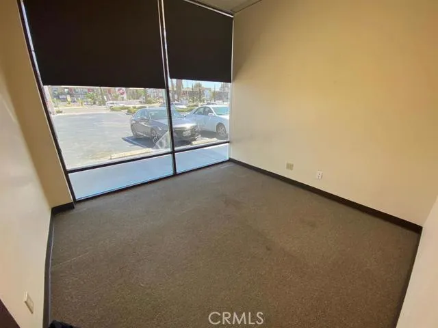 15770 Mojave Drive L, Victorville, California 92394