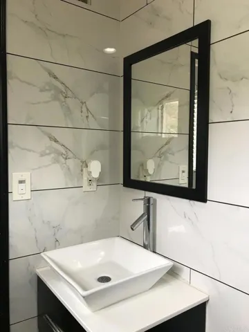 2409 Fleetwood St, San Diego, California 92111