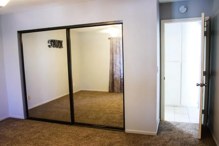 Bedroom 1-6594